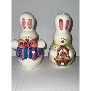 Vintage Easter Bunny Salt and Pepper Shakers Ceramic Kurt Adler Rabbit Set